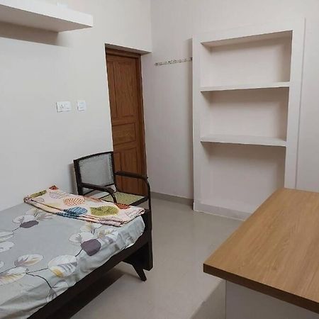 Home In Guruvayur-3 Bedroom Dış mekan fotoğraf