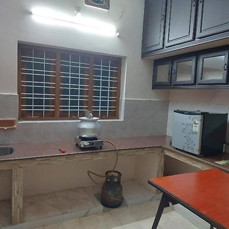 Home In Guruvayur-3 Bedroom Dış mekan fotoğraf