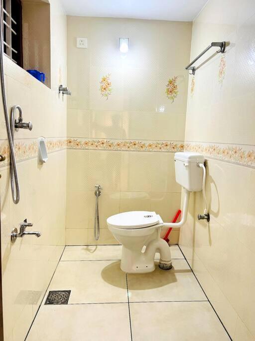 Home In Guruvayur-3 Bedroom Dış mekan fotoğraf