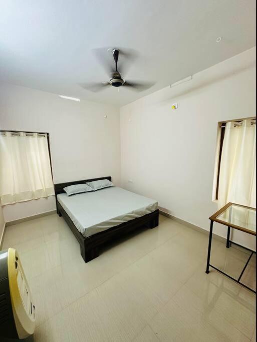 Home In Guruvayur-3 Bedroom Dış mekan fotoğraf